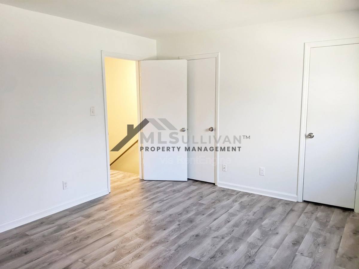 Townhouse for rent at 1302 Marne Ave, Durham, NC 27704
