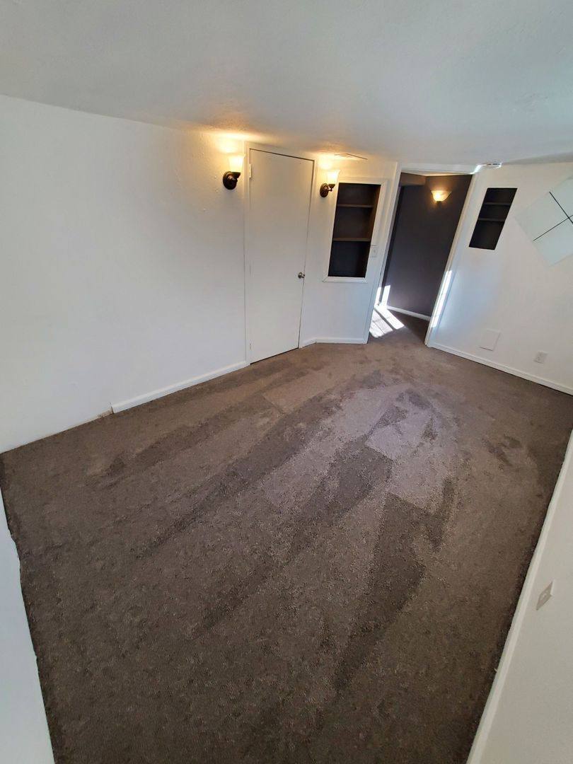 Apartment for rent at 745 E St NE #B, Salem, OR 97301