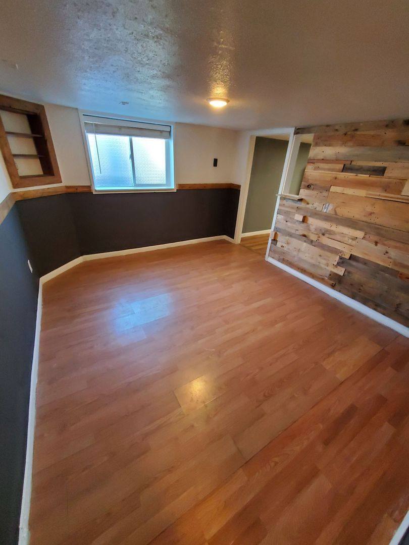 Apartment for rent at 745 E St NE #B, Salem, OR 97301