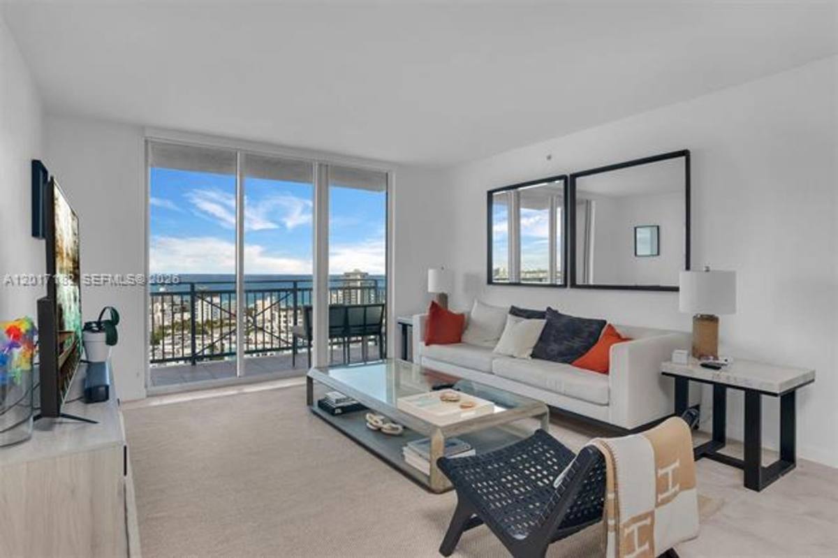 Apartment for rent at 90 Alton Rd, Miami Beach, FL 33139