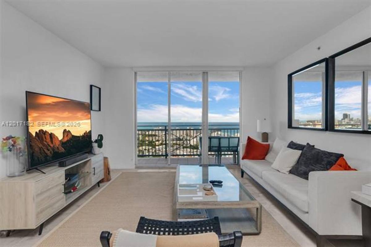 Apartment for rent at 90 Alton Rd, Miami Beach, FL 33139