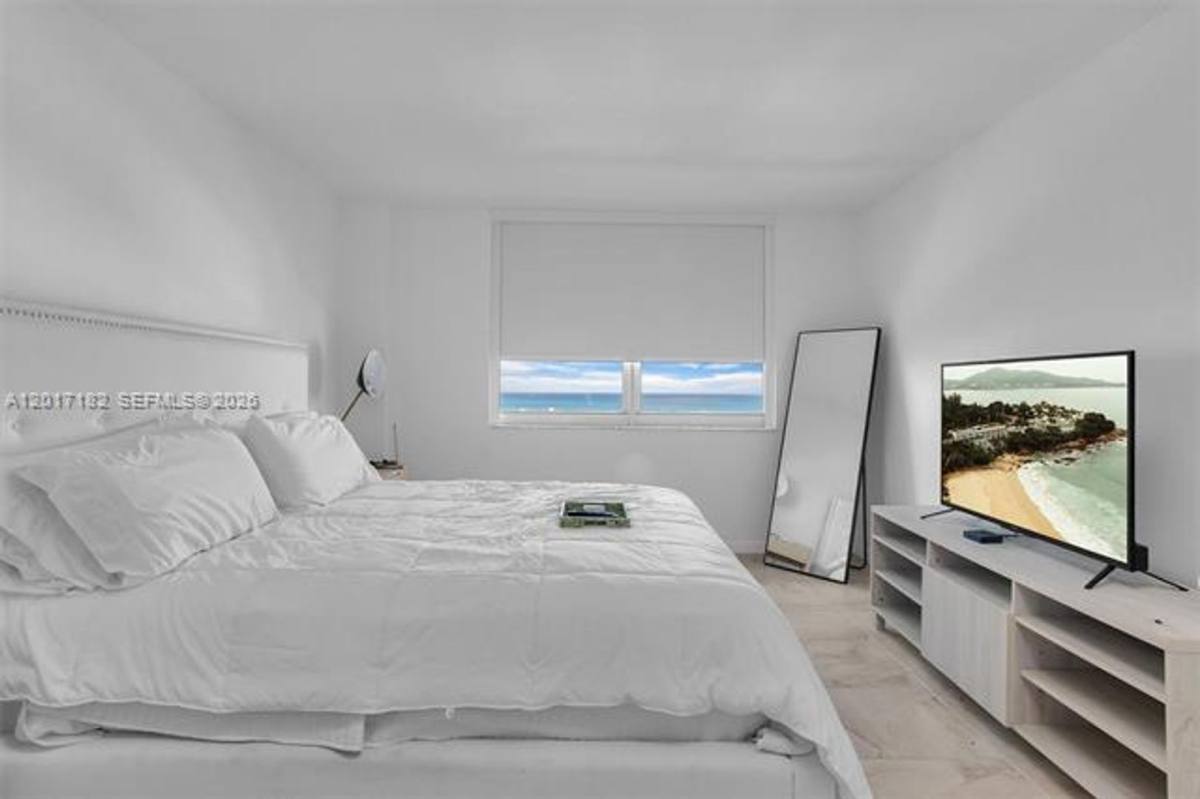 Apartment for rent at 90 Alton Rd, Miami Beach, FL 33139
