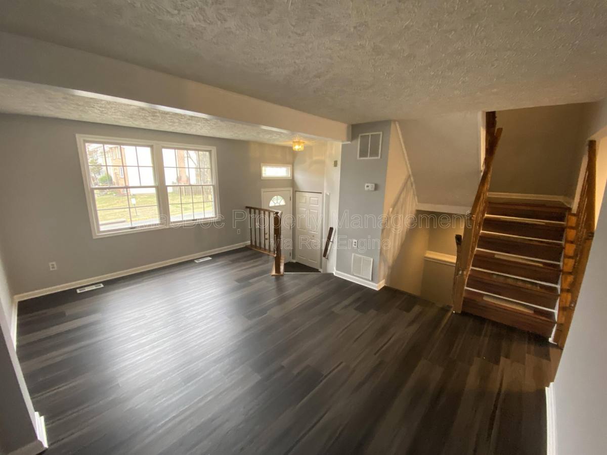 Townhouse for rent at 300 Cross Ridge Court, Stafford, VA 22554