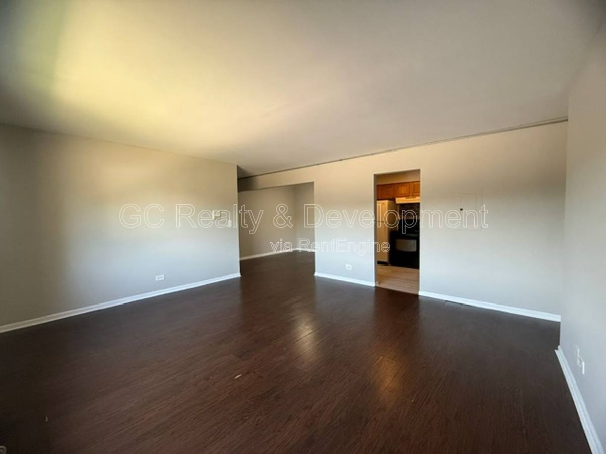 Condo for rent at 1703 W Dennis Dr #2 B, Mount Prospect, IL 60056