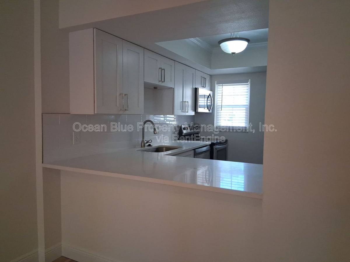 Condo for rent at 3811 N Oak Dr #61, Tampa, FL 33611