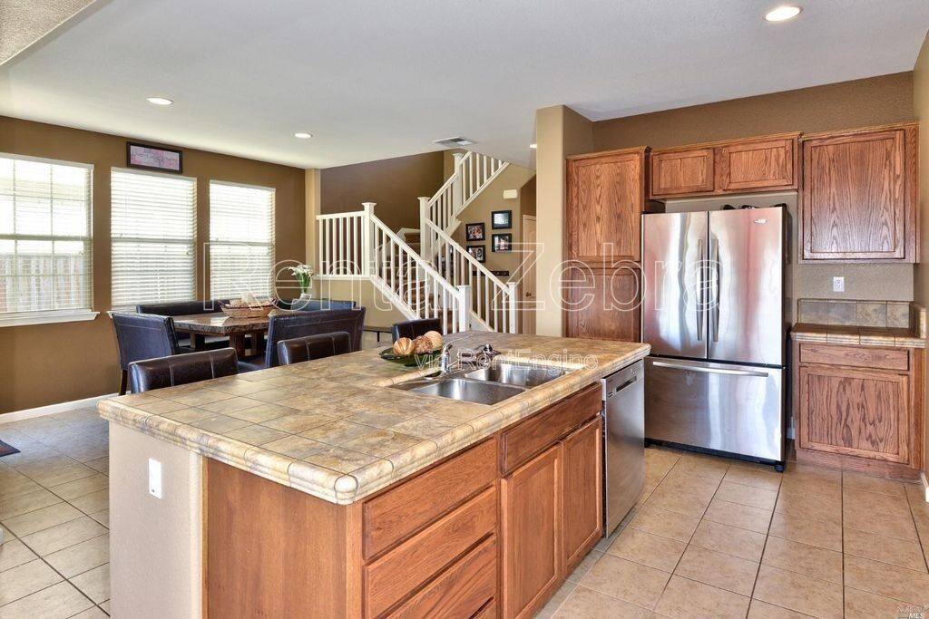 House for rent at 2348 Tedeschi Dr, Santa Rosa, CA 95403