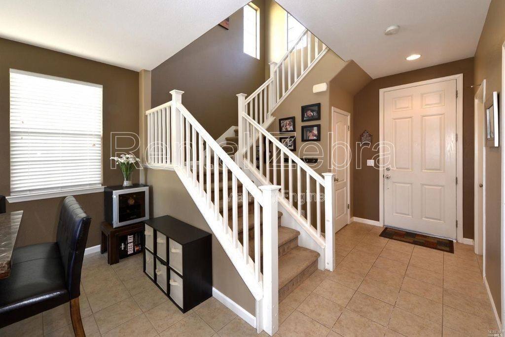 House for rent at 2348 Tedeschi Dr, Santa Rosa, CA 95403