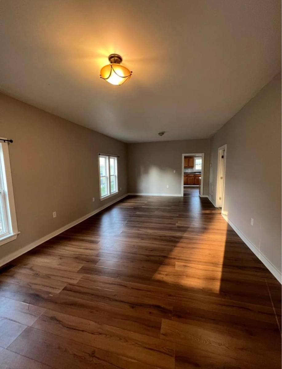 House for rent at 322 N Delaware Ave, Columbus, KS 66725