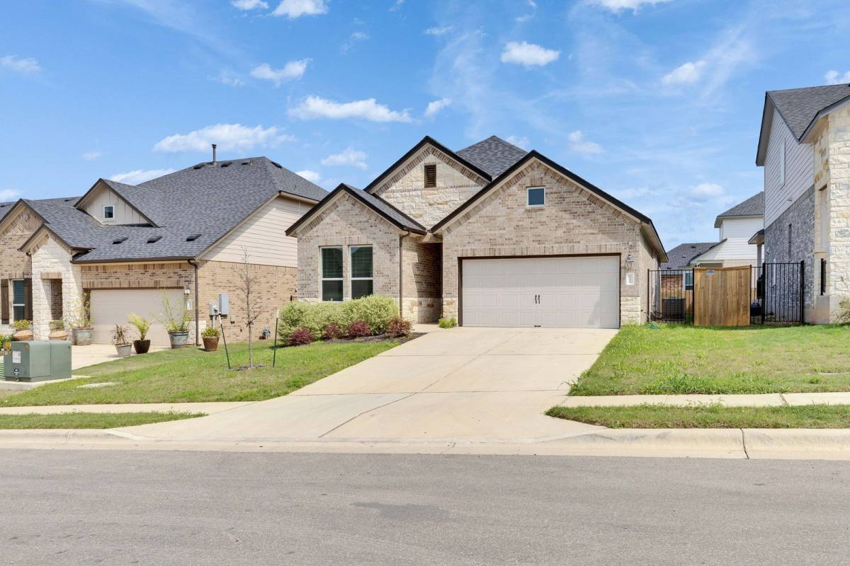 House for rent at 11609 Dillon Falls Dr, Austin, TX 78747