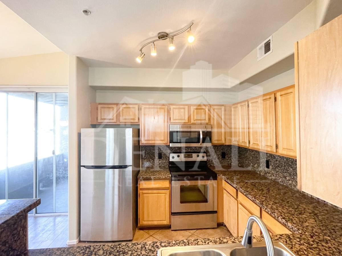 Apartment for rent at 2929 W Yorkshire Dr #1019, Phoenix, AZ 85027