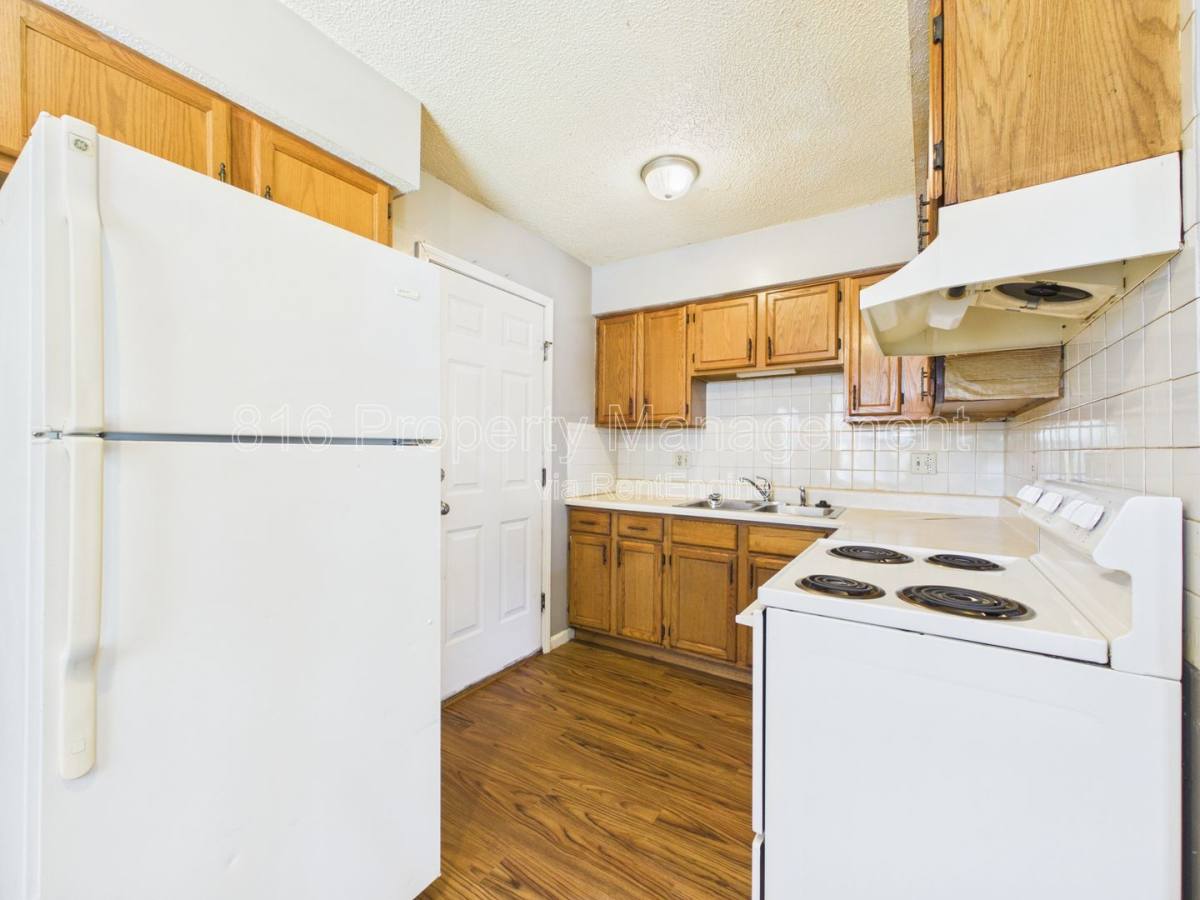 House for rent at 7115 Bales Ave, Kansas City, MO 64132