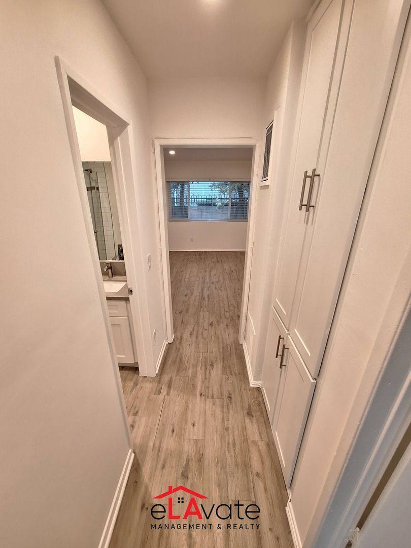 Apartment for rent at 12625 Pacific Ave #4, Los Angeles, CA 90066
