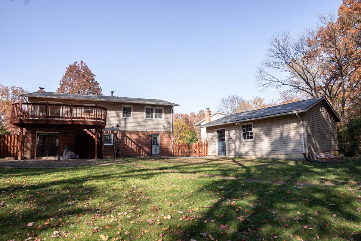 House for rent at 13227 Sturbridge Rd, Woodbridge, VA 22192
