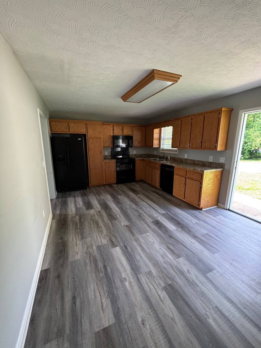 House for rent at 84 Kristen Dr, Lafayette, TN 37083