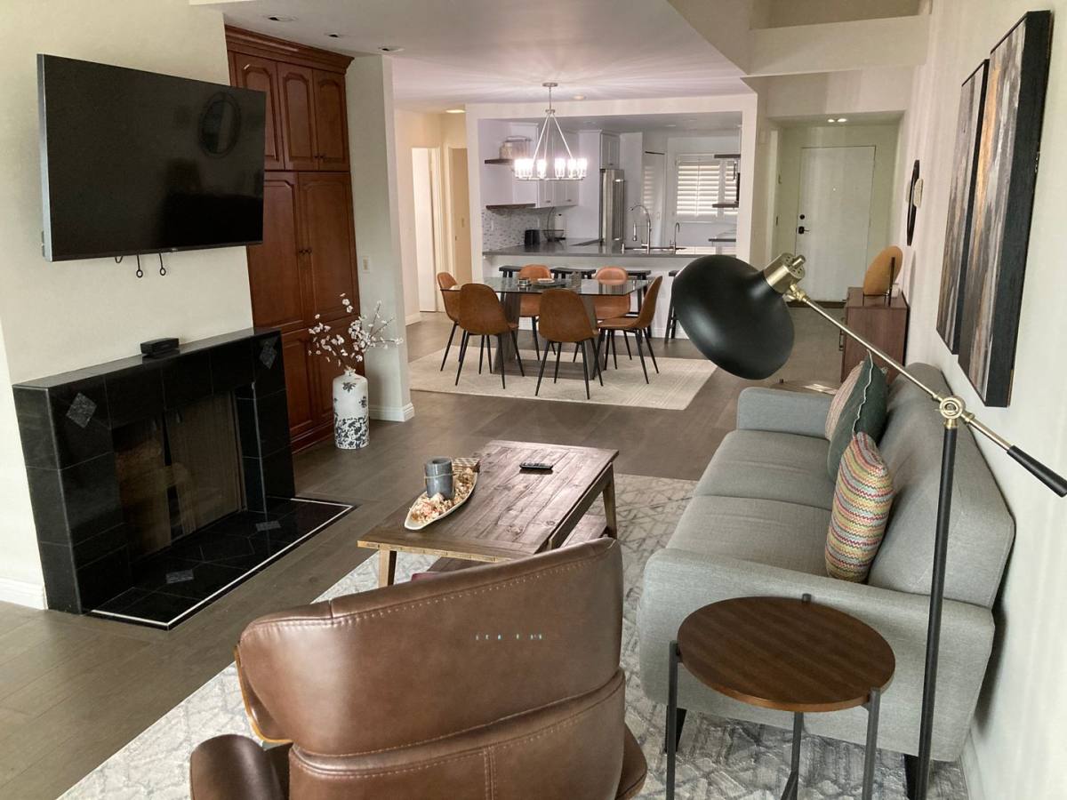 Condo for rent at 700 Esplanade, Redondo Beach, CA 90277