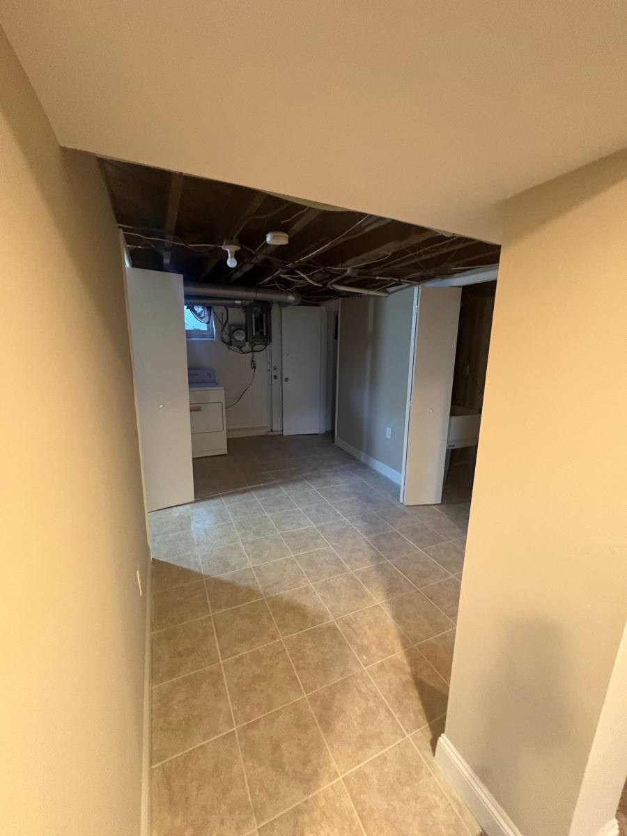 House for rent at 445 Random Rd, Baltimore, MD 21229