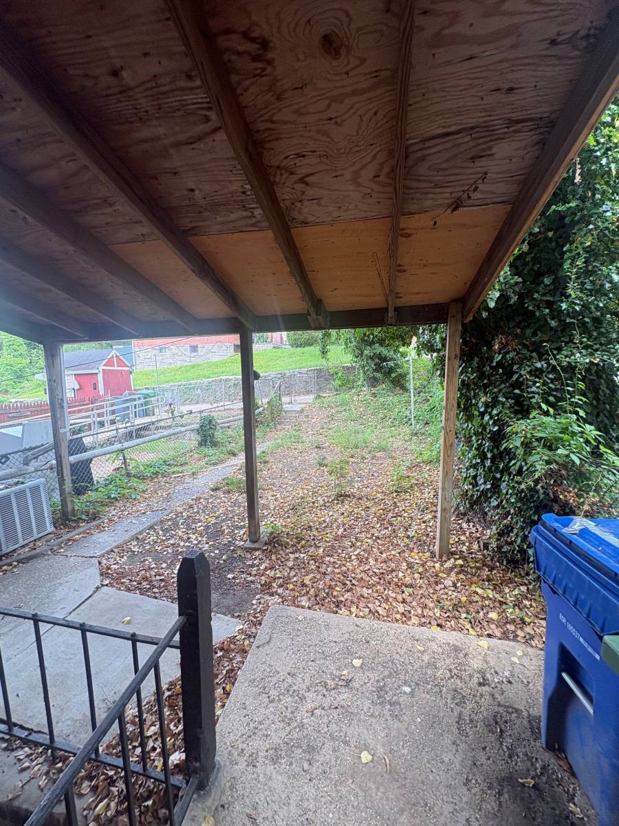 House for rent at 445 Random Rd, Baltimore, MD 21229