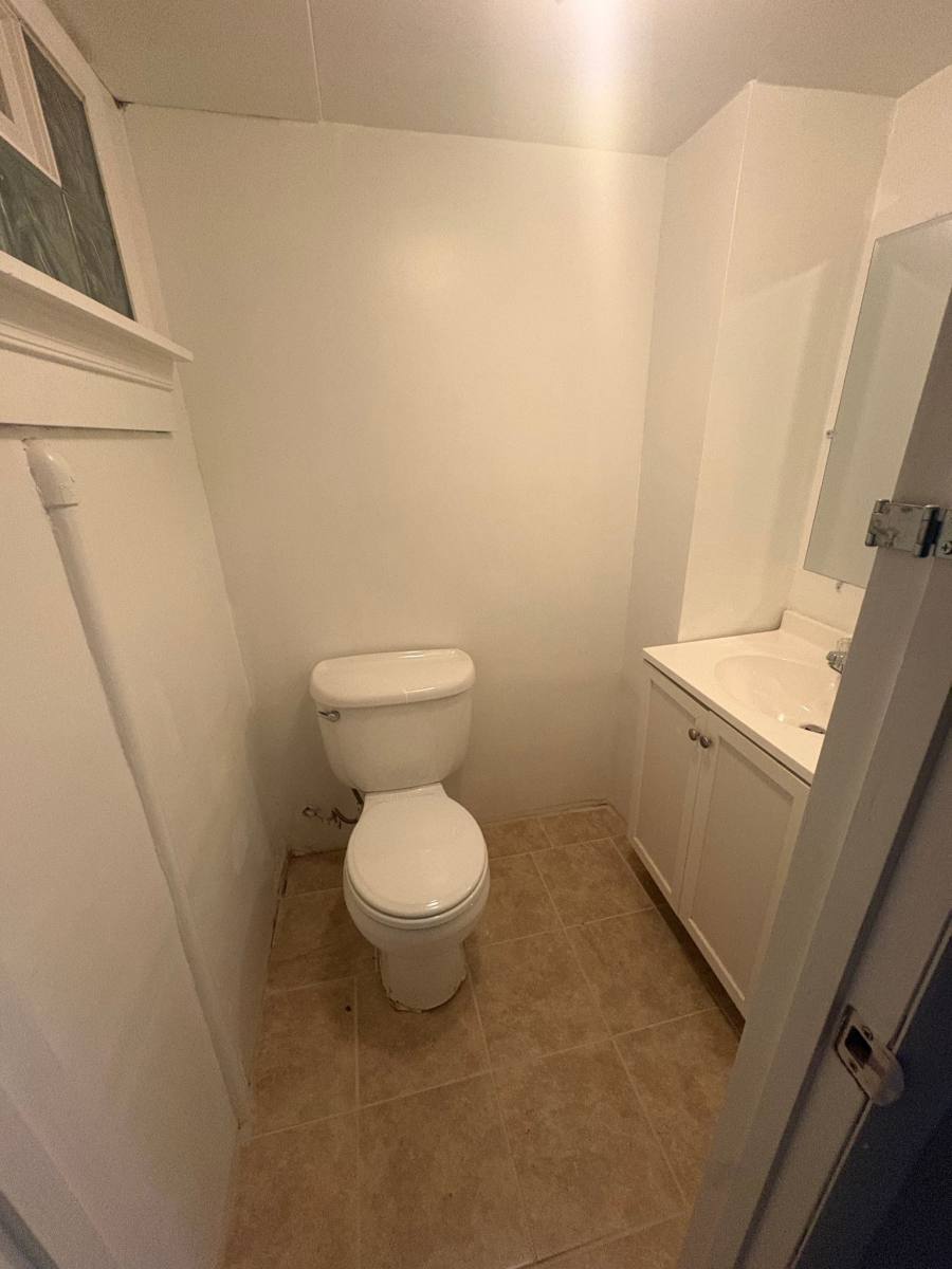 House for rent at 445 Random Rd, Baltimore, MD 21229