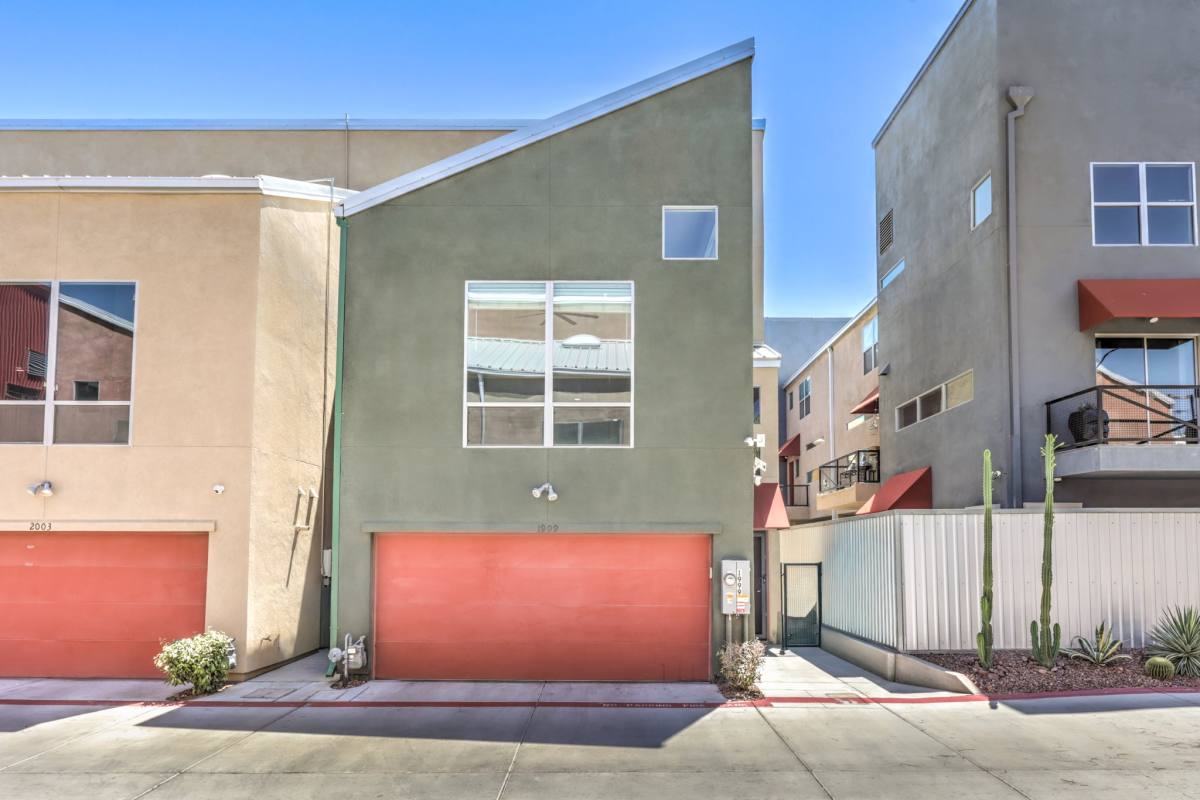 Townhouse for rent at 1999 Yaupon Ave, Las Vegas, NV 89102