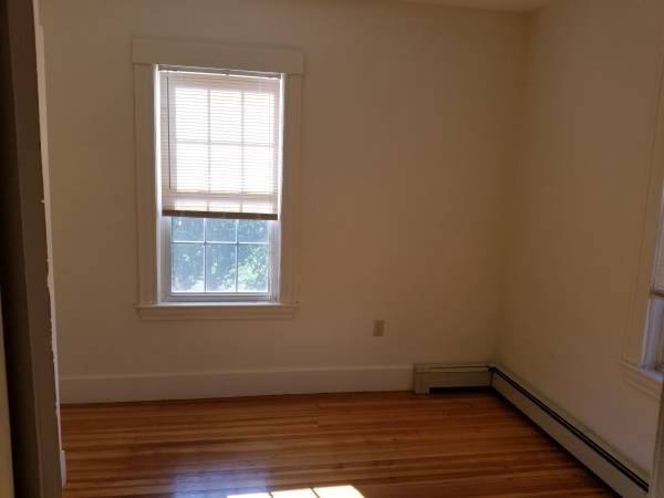Apartment for rent at 98 Apsley St #1, Hudson, MA 01749