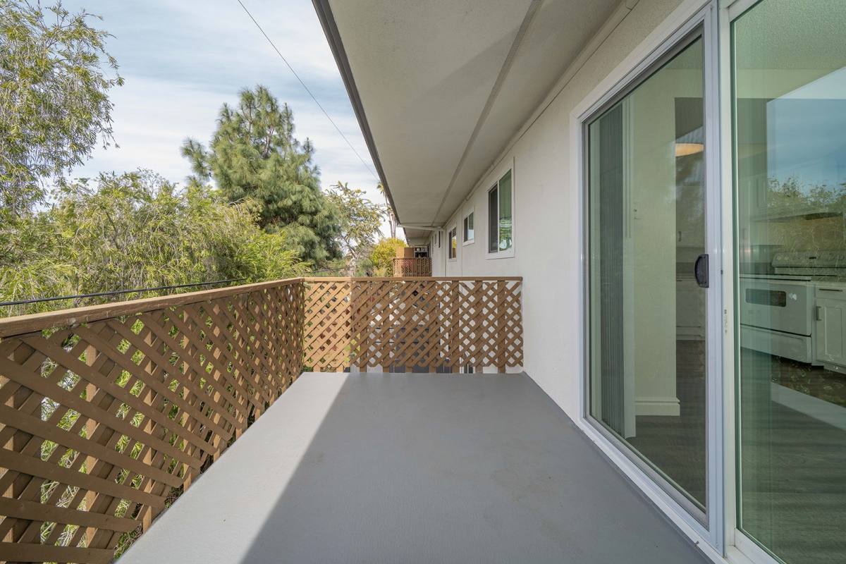 Apartment for rent at 1145 Meadowlake Dr #4, Vista, CA 92084