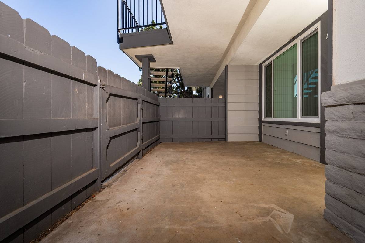 Apartment for rent at 1145 Meadowlake Dr #4, Vista, CA 92084