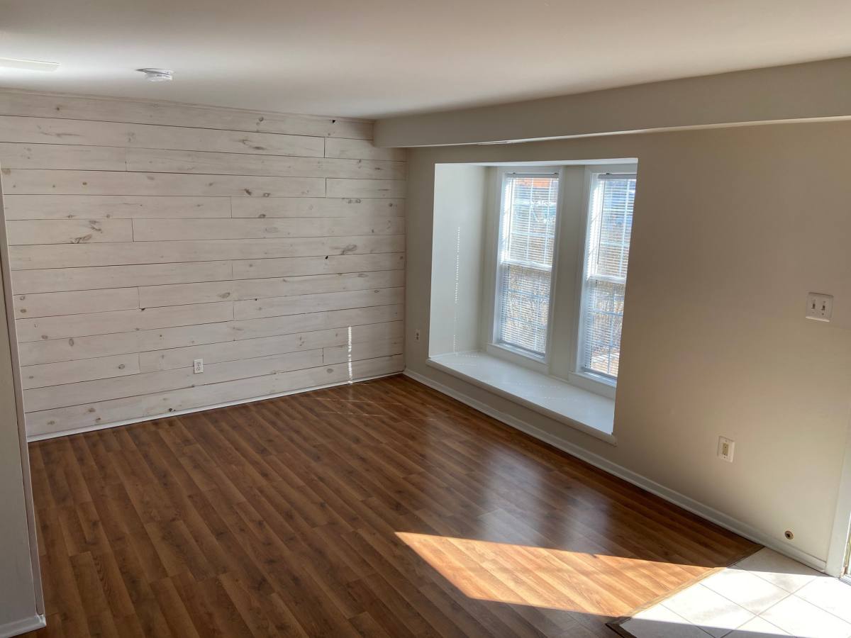 Townhouse for rent at 327 Roanoke Dr SE, Leesburg, VA 20175