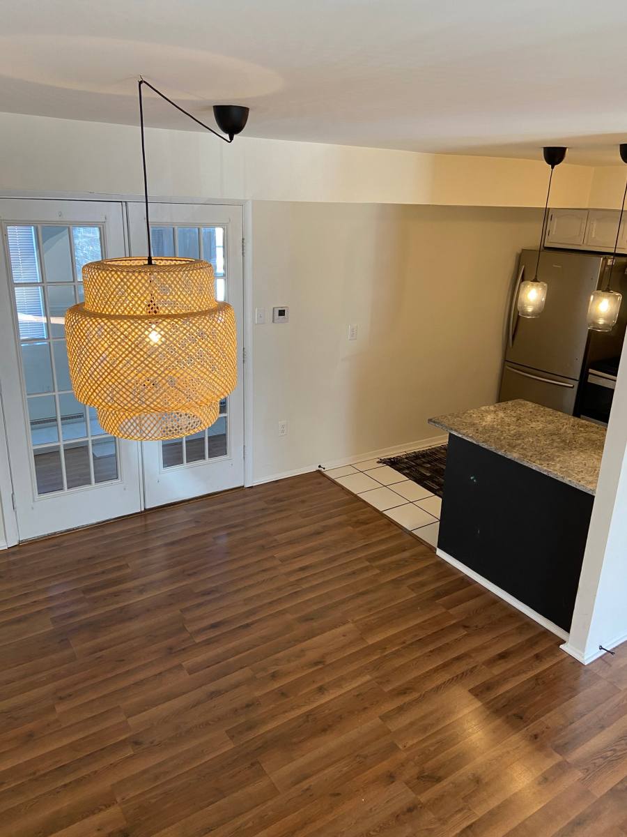 Townhouse for rent at 327 Roanoke Dr SE, Leesburg, VA 20175