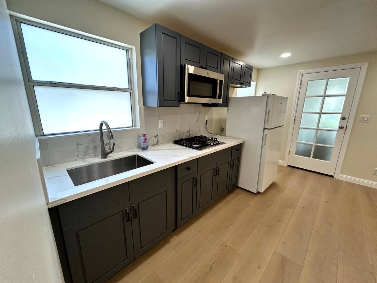 Apartment for rent at 415 Wallace Ave #A, Vallejo, CA 94590