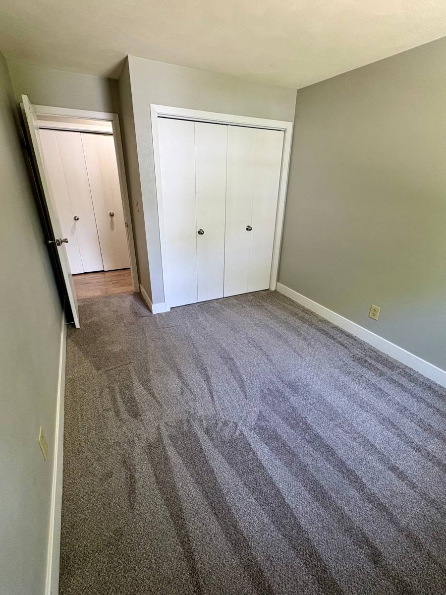 Apartment for rent at 4028 N Illinois Ave #8, Peoria Heights, IL 61616
