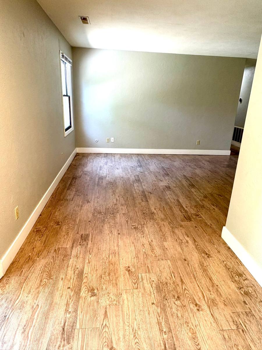 Apartment for rent at 4028 N Illinois Ave #8, Peoria Heights, IL 61616