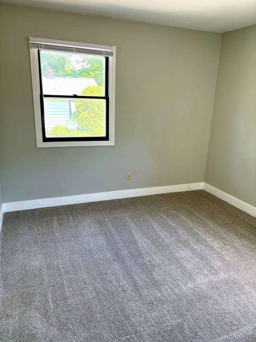Apartment for rent at 4028 N Illinois Ave #8, Peoria Heights, IL 61616