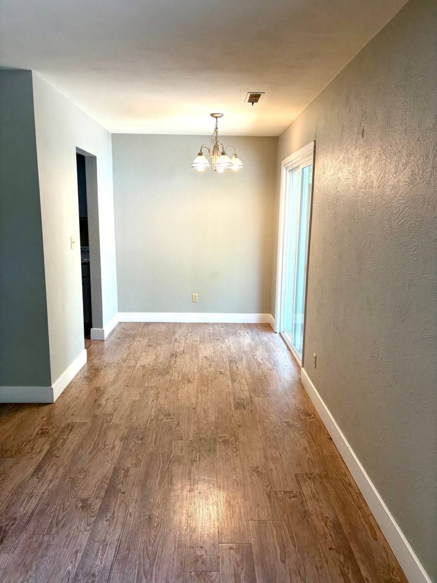 Apartment for rent at 4028 N Illinois Ave #8, Peoria Heights, IL 61616