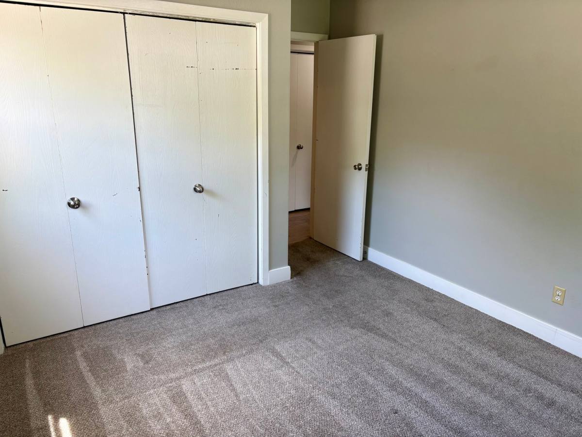 Apartment for rent at 4028 N Illinois Ave #8, Peoria Heights, IL 61616