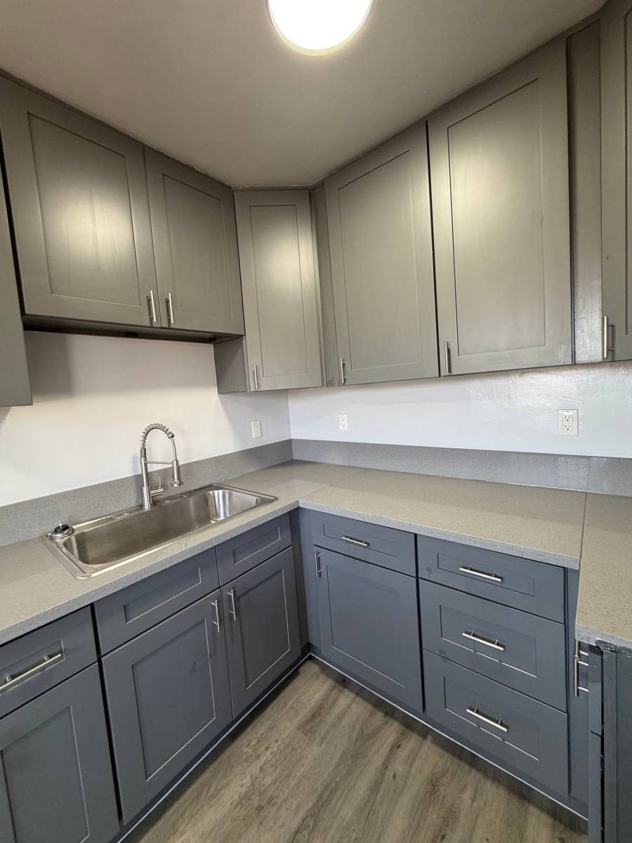 Apartment for rent at 609 W 94th St #8, Los Angeles, CA 90044