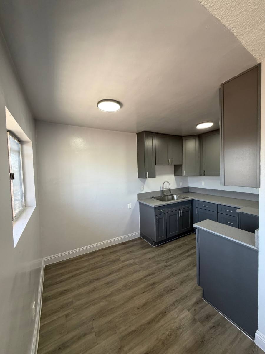 Apartment for rent at 609 W 94th St #8, Los Angeles, CA 90044