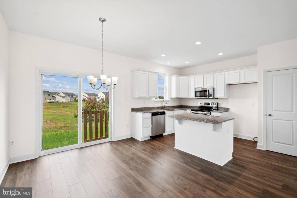 Townhouse for rent at 3807 Castle Dr, Dover, PA 17315