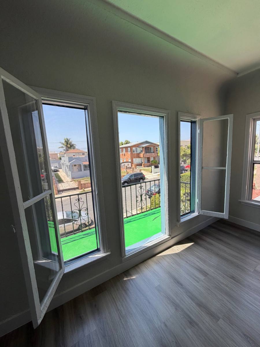 Apartment for rent at 2001 Harcourt Ave #2, Los Angeles, CA 90016
