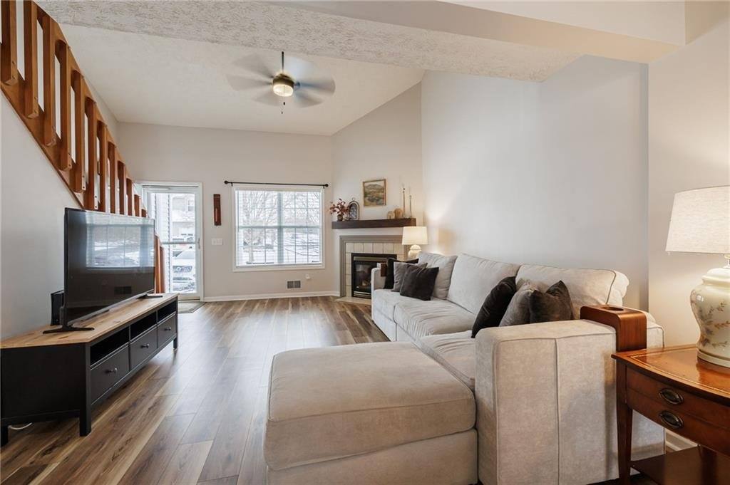 Townhouse for rent at 6316 Bentley Dr, Victor, NY 14564
