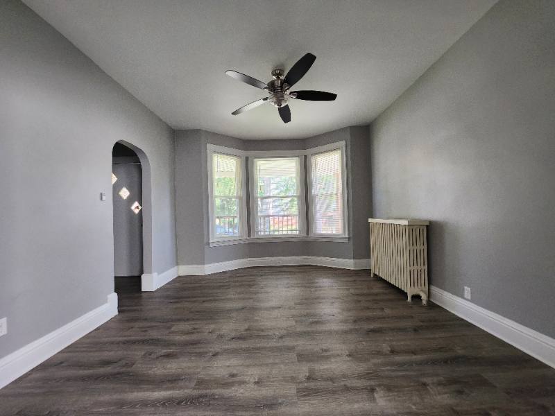 Apartment for rent at 392 Hickory St #1E, Chicago Heights, IL 60411
