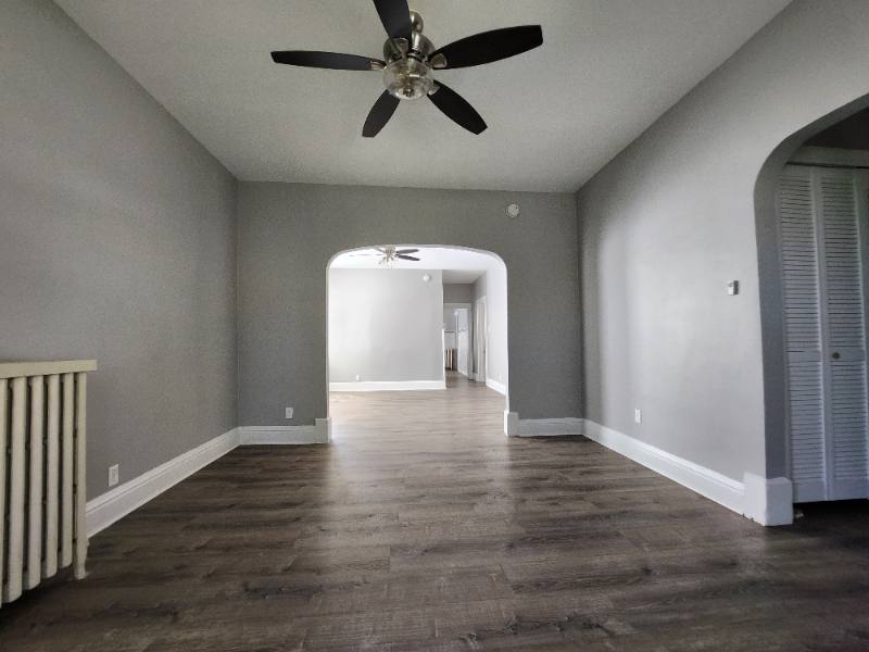 Apartment for rent at 392 Hickory St #1E, Chicago Heights, IL 60411