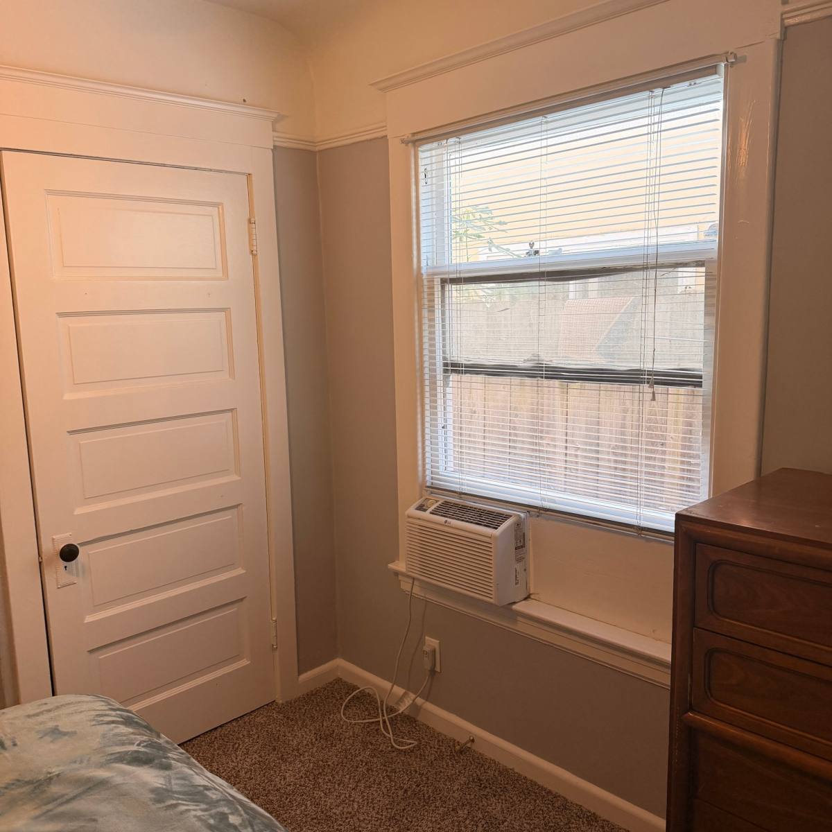 Apartment for rent at 2612 Q St, Sacramento, CA 95816
