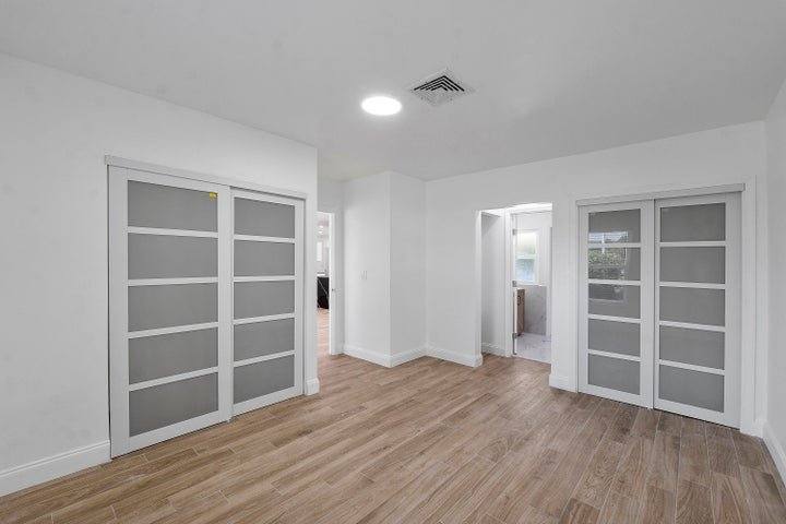 House for rent at 400 SW 9th Ave, Boca Raton, FL 33486