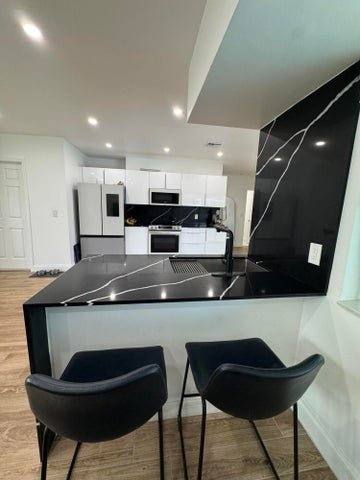 House for rent at 400 SW 9th Ave, Boca Raton, FL 33486