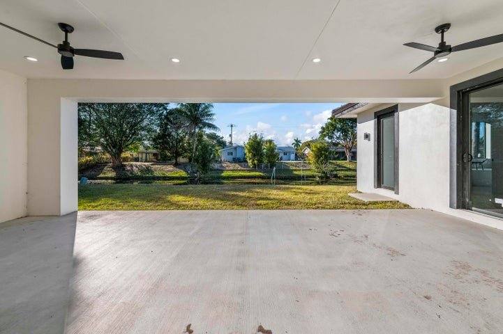 House for rent at 621 NW 42nd Ave, Pompano Beach, FL 33066