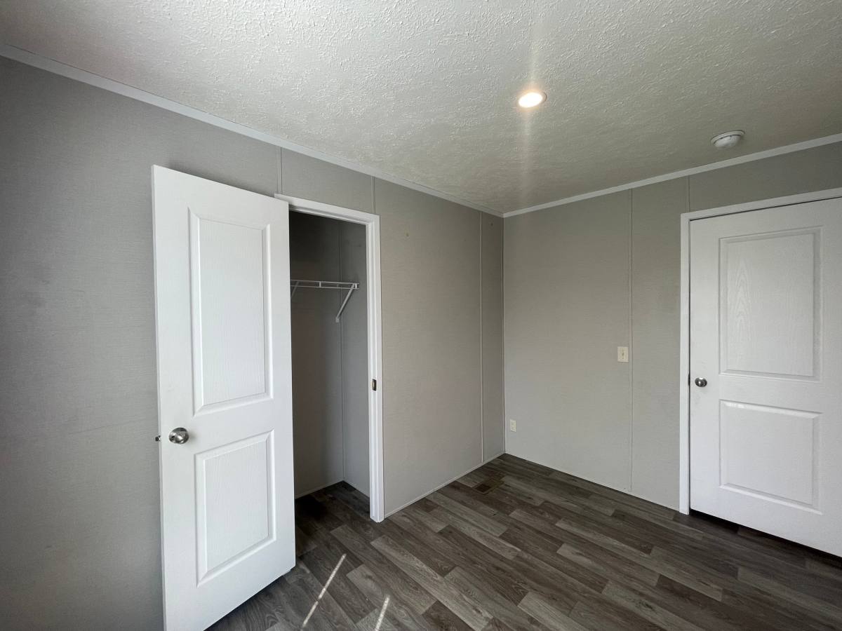 House for rent at 178 Laurel Leah, Oxford, MI 48371