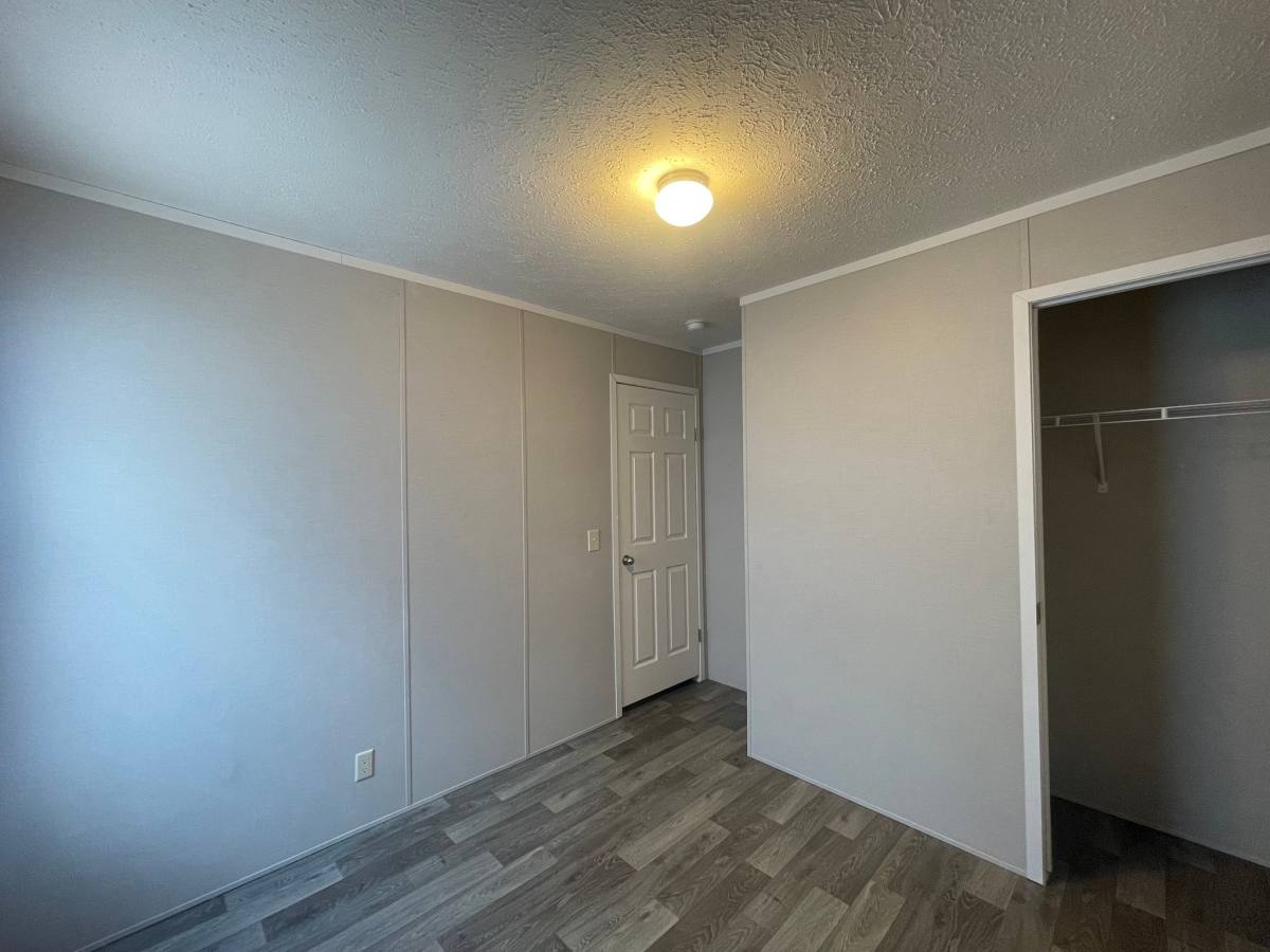 House for rent at 428 Laurel Leah, Oxford, MI 48371