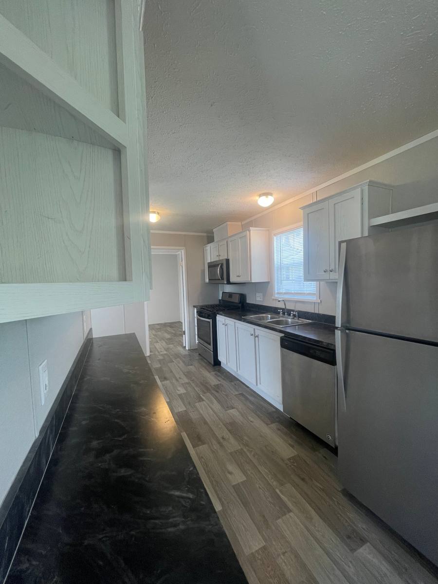 House for rent at 428 Laurel Leah, Oxford, MI 48371