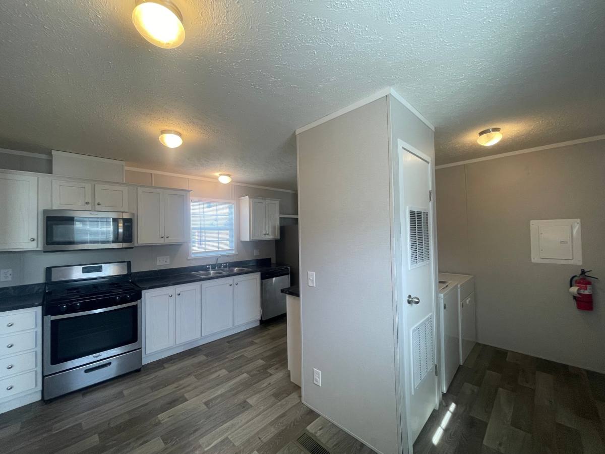 House for rent at 428 Laurel Leah, Oxford, MI 48371
