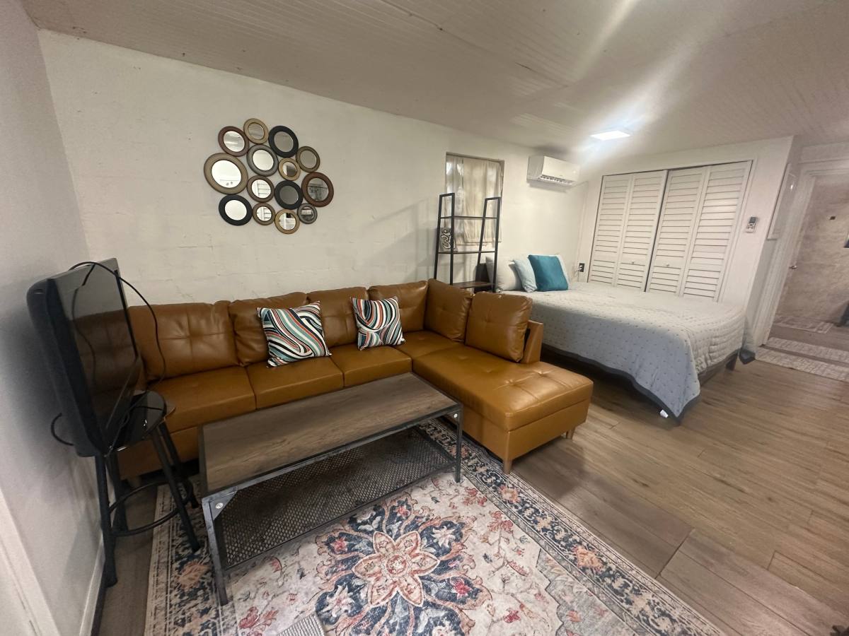 House for rent at 1820 McKinley St #1, Hollywood, FL 33020